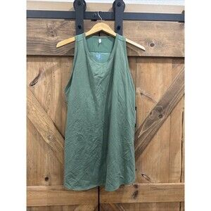Shebird Women’s The Freedom Racerback Tank with built-In Bra Size 9 Green New